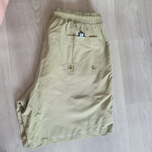 J.Crew Mens Green Elastic Waist Drawstring Shorts Back Pocket Mesh Lining Size M - Picture 2 of 4